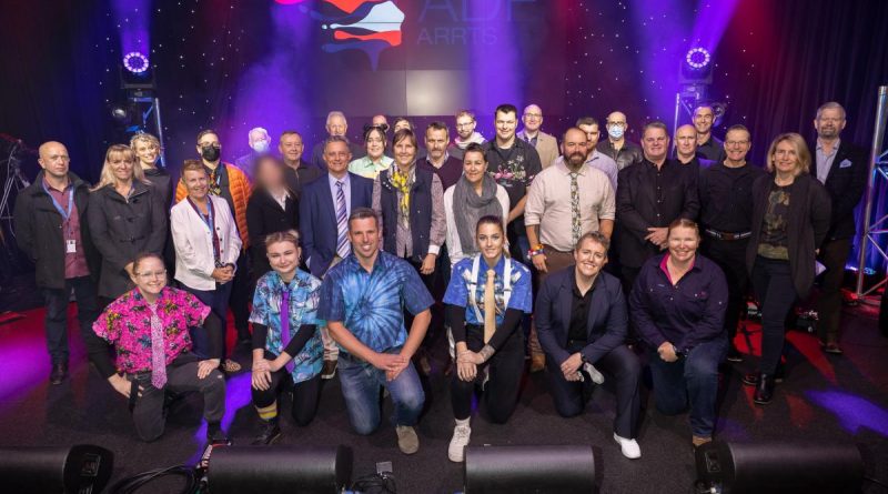ADF Arts for Recovery, Resilience, Teamwork and Skills program participants at the showcase night at the University of Canberra. (This image has been digitally altered for privacy reasons) Story by Captain Jacqui Day. Photo by Leading Aircraftwoman Jacqueline Forrester.