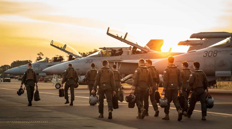 Aircrew from No. 1 and No. 6 squadrons on the flightline at RAAF Base Darwin in the Northern Territory during Exercise Diamond Storm 2022. Story by Squadron Leader Eamon Hamilton. Photo by Leading Aircraftman Sam Price.