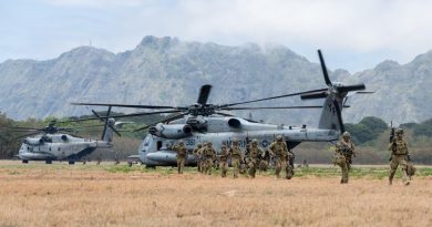 Australian Army soldiers from 1st Battalion, Royal Australian Regiment, disembark from two US Marine Corps CH-53 Sea Stallions during a simulated urban close combat scenario on Exercise Rim of the Pacific (RIMPAC) 2022. Story by Flying Officer Lily Lancaster. Photo by Corporal John Solomon.