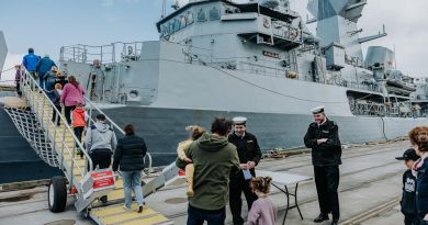 HMAS Anzac drew a large crowd as the ship held an open day during its recent three-day visit to the ship’s ceremonial home port of Albany, Western Australia. Story by Lieutenant Gary McHugh. Photo: byKrysta Guille.