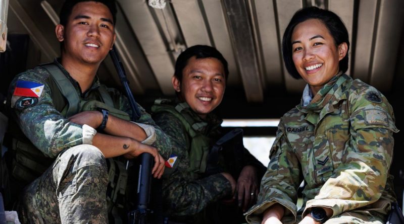 Australian Army Corporal Aiko Gabriel, right, with Philippine Army Private First Class John Paul Madriaga, left, and 1st Lieutenant Karl Philip A.Amantillo during Exercise Predators Run. Story by Major Megan McDermott. Photo by Corporal Dustin Anderson.
