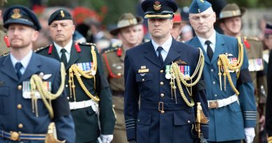 Royal Australian Air Force Group Captain Adrian Maso marches with the Commonwealth contingent during the Queen’s funeral procession. Story by Lieutenant Commander John Thompson. Photo by Royal Air Force Sergeant Jimmy Wise.