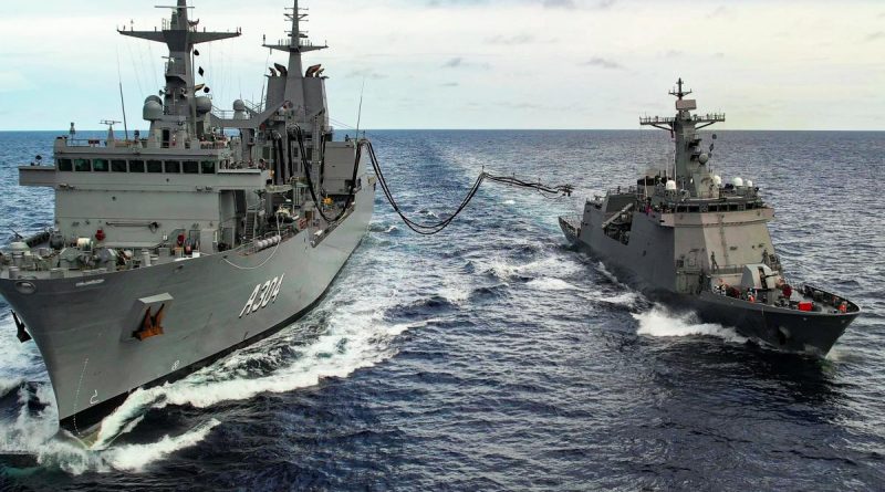 HMAS Stalwart, left, conducts a replenishment at sea with Philippine Navy ship BRP José Rizal during Exercise Sama Sama Lumbas. Story by Lieutenant Brendan Trembath. Photo by Lieutenant Commander Karleah Fitzpatrick.