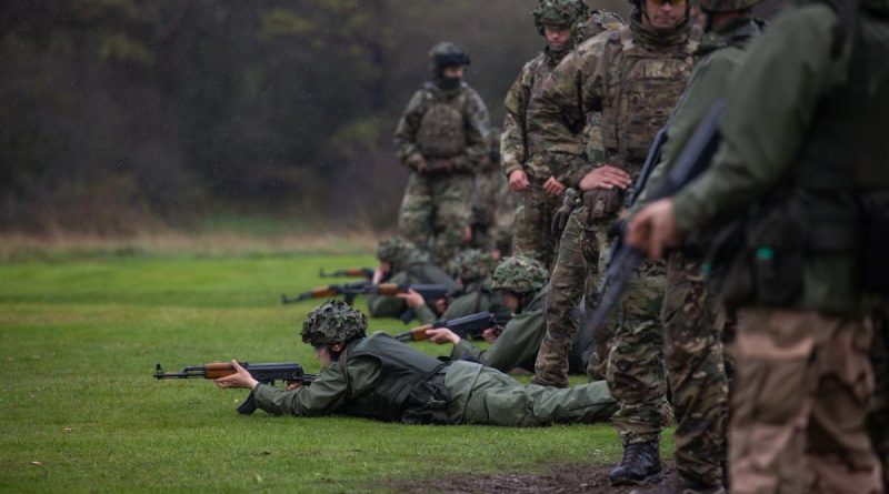 New Zealand Defence Force teams training Ukrainian recruits to defend their nation. Story by Lieutenant Commander John Thompson.