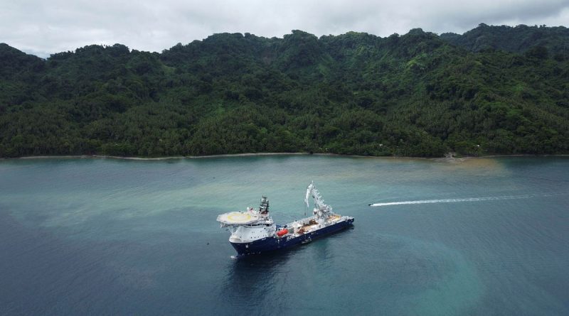 Australian Defence Vessel, Reliant, off the coast of Savo Island, Solomon Islands as part of Exercise Longreach. Story by Lieutenant Geoff Long.