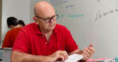 Warrant Officer Class 2 Aaron Waddell embraces creative writing at the University of Canberra’s Inspire Centre during this year’s ARRTS program. Story by Flight Lieutenant Thomas. Photo by Corporal Olivia Cameron.