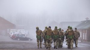 Ukrainian recruits head for a weapon lesson during Operation Kudu in the United Kingdom. Photo by Corporal Jonathan Goedhart.