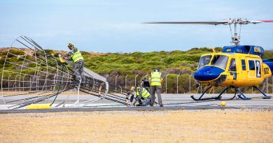 Navy personnel from Helicopter Support Facility and civilian contracted personnel from McDermott Aviation conduct torpedo recoveries at HMAS Stirling, Western Australia. Story by Lieutenant Commander Will Singer. Photo by Leading Seaman Ernesto Sanchez.
