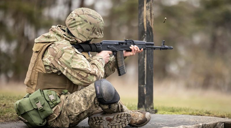Ukrainian trainees participated in live-fire exercises during their range week of Operation Kudu, supervised by Australian Army soldiers. Story by Captain Annie Richardson. All photos Corporal Jonathan Goedhart.