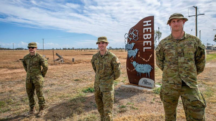 Corporal Justin Wells, right, of 6th Battalion Royal Australian Regiment, near Hebel on the Queensland/NSW border during Operation COVID-19 Assist. Story by Corporal Luke Bellman. Photo by Trooper Jonathan Goedhart.