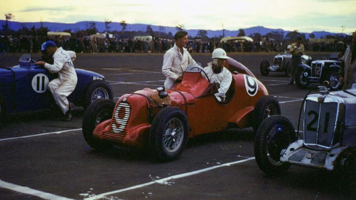 Alf Najar in his MG TB Monoposto number nine lines up for a start in the 1948 Australian Grand Prix. Story by Flight Lieutenant Marina Power. Photo by Stanton Najar, sourced from Speedway and Road Race History website.