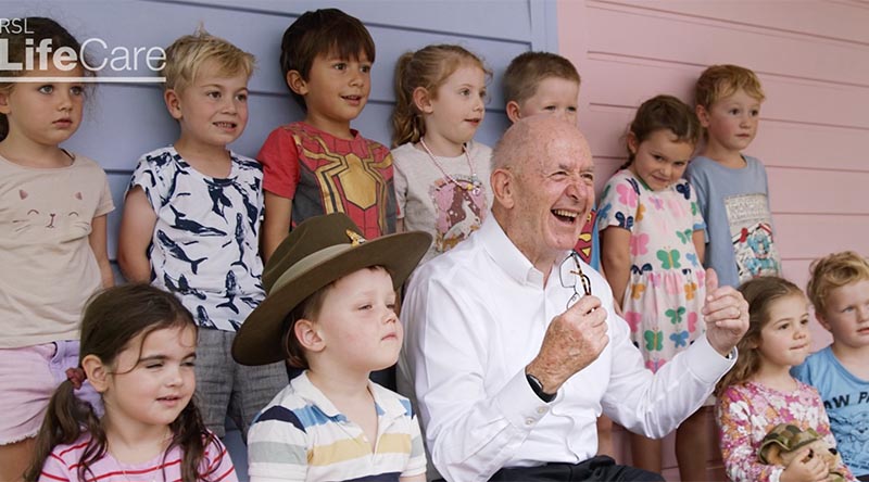 Sir Peter Cosgrove with pre-schoolers from the Little Diggers Pre School, at the RSL LifeCare Anzac Village. Screen grab from supplied video.