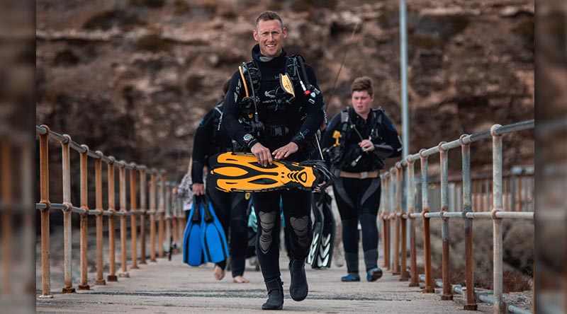 Australian Army soldier Corporal Kym Baldock leads a dive class at Second Valley, on the Fleurieu Peninsula, South Australia.