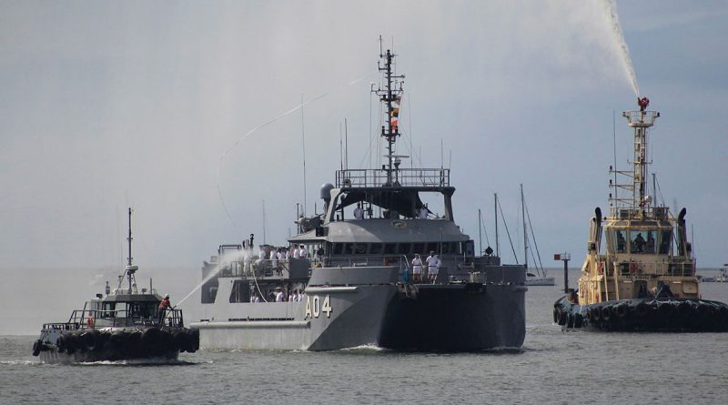 HMAS Benalla makes its final approach into HMAS Cairns, Queensland. Story by Corporal Luke Bellman. Photo by Able Seaman Lauren Pugsley.