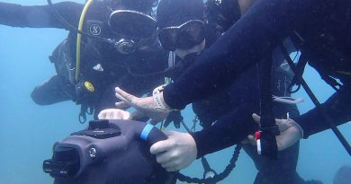 Sri Lanka Navy divers and Royal Australian Navy clearance divers underwater during an exerciseas part of Indo-Pacific Endeavour 2023. Story by Flight Lieutenant Claire Burnet. All photos by Lieutenant Joe Woods.