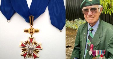 Lieutenant (ret'd) Les Gade, aged 94, a member of the Parramatta subbranch and formally of the Polish Army has recently been made a Commander of the Order of Merit by the Republic of Poland for his service during WWII.