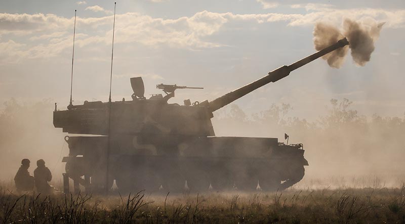 A K9A1 self-propelled Howitzer from the 11th Field Artillery Unit of the Korean Marine Corps fires during a multi-national live firepower demonstration at Shoalwater Bay Training Area during Exercise Talisman Sabre 2023. Photo by Leading Aircraftman Adam Abela.