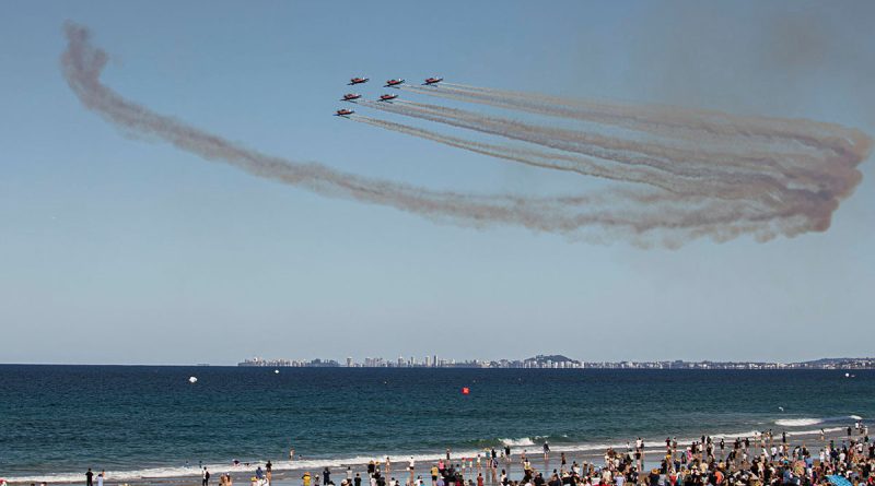The Royal Australian Air Force aerobatic team, the Roulettes, fly past crowds at the Pacific Airshow Gold Coast. Story by Flight Lieutenant Gerard Reed. Photo by Leading Aircraftwoman Taylor Anderson.