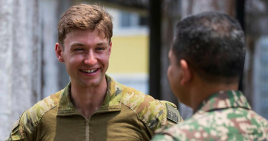 Australian Army Platoon Commander Lieutenant John Haycroft converses with Malaysian Armed Forces Major Hazwan through their shared second language, Indonesian, during Exercise Bersama Lima, Kuantan, Malaysia. Story by Flying Officer Connor Bellhouse. Photo by Corporal Sam Price.