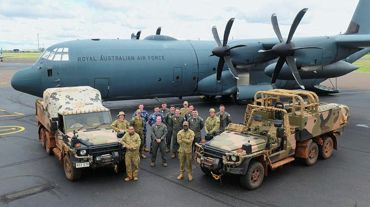 RAAF personnel from 37 Squadron and Australian Army soldiers from 51st Battalion, Far North Queensland Regiment, during an engagement in Mount Isa, Queensland. Story by Flying Officer Madeleine Magee. Photo by Group Captain Stewart Dowrie.