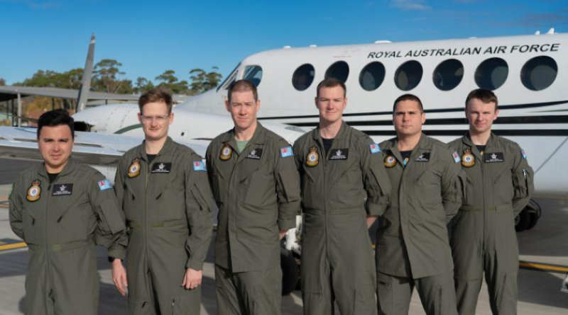 Airborne Electronics Analysts students, from left, Aircraftman (AC) Andres Anzola Sanmiguel, AC Jayden Fellas, AC Colin Curtis, Leading Aircraftman Dylan Livingstone, AC Andrey Ozborn and AC Clay Smith. Story by Flying Officer Rosetta Gigliotti. Photo by Sergeant John Hawxwell.