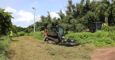 Army engineers from 6th Engineer Support Regiment clear the ground with a JCB Skid Steer Loader for the Army Ailan Community Assistance Program. Story and photos by Captain Joanne Leca.