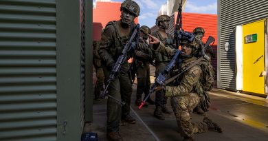 Australian Army soldiers from 8th/9th Battalion, Royal Australian Regiment, and Republic of Fiji Military Forces conduct an assault on the urban operations training facility during the South Queensland Warfighter Exercise in Shoalwater Bay, Queensland. Story by Major Martin Hadley. Photos by Corporal Johnny Huang.
