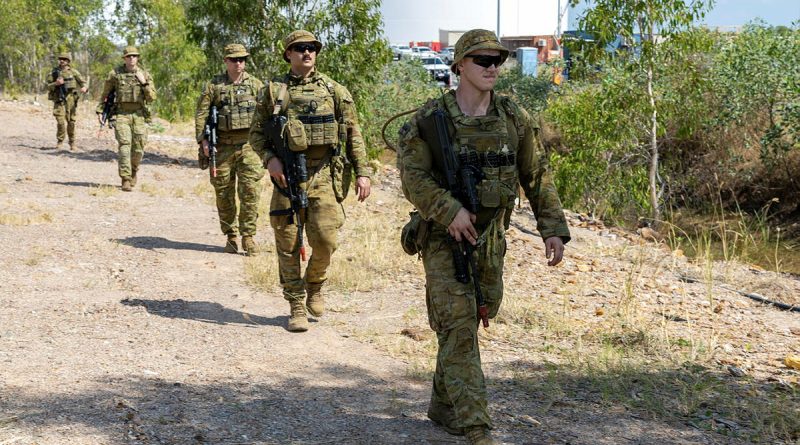 Australian Army Reserve soldiers from 5th/6th Battalion, Royal Victoria Regiment, and 22nd Engineer Regiment conduct a patrol through East Arm in Darwin during Exercise Talisman Sabre 2025. Story by Captain Tim Klingner. Photos by Corporal Jarrod Moreels.