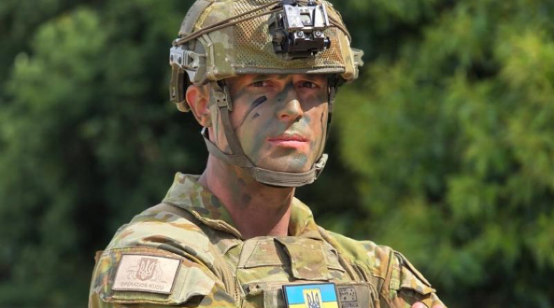 Commander of the Australian contingent, Major Tom Folley, pauses during Operation Kudu. Story and photos by Lieutenant Commander John Thompson.