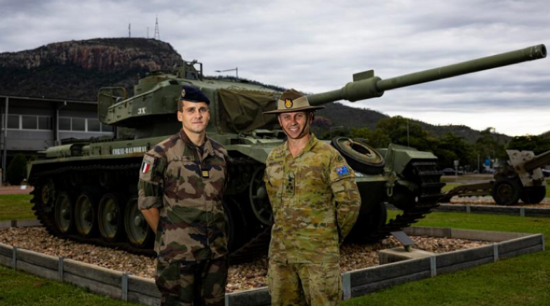 Soldiers bid adieu to French comrades