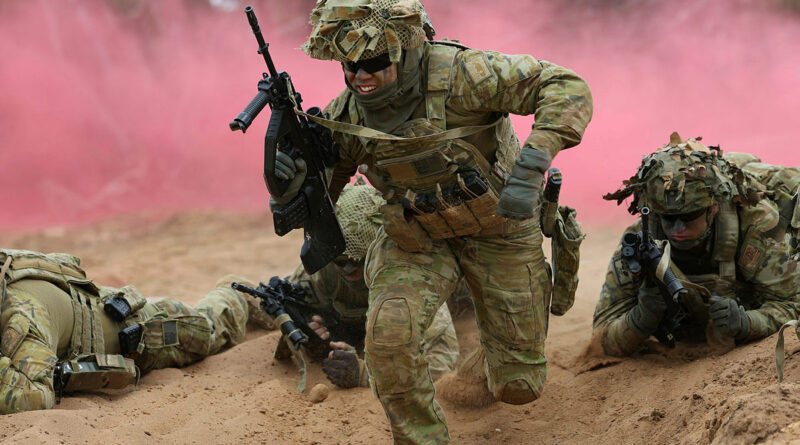 Soldiers from the 10th/27th Battalion, the Royal South Australia Regiment, conduct a live-fire assault on an enemy trench system at the Murray Bridge Training Area at the conclusion of Exercise Rhino Run. Story by Captain Peter March. Photos by Signaller Andrew Foote.