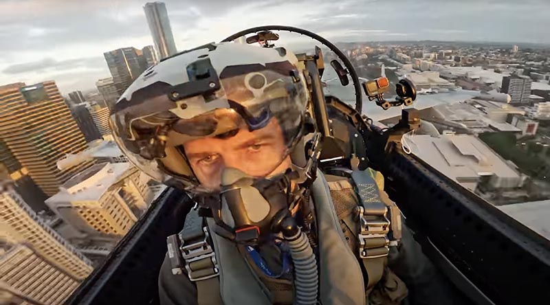 Video screenshot of a RAAF EA-18G Growler pilot flying through Brisbane CBD during Riverfire 2025.