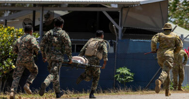 Timor-Leste Defence Force soldiers take part in communications and combat first aid training with Australian Army soldiers from 1st Health Battalion and 1st Combat Signals Regiment in Baucau, Timor-Leste, during Exercise Hari’i Hamutuk. Story and photos by Captain Nicholas Marquis.