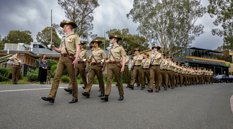 Members of the Defence Force School of Signals and the Australian Army Band Melbourne march through Montmorency, exercising their freedom of entry right granted by the City of Banyule. Story by Major Sarah Kelly. Photos by Private Hamid Farahani.