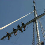 Siblings share sailing sensation Siblings share sailing sensation