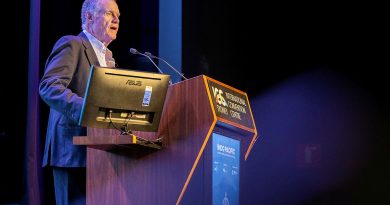 Author and former broadcaster Mike Carlton speaks to the audience at Indo Pacific 2025. Photos by Able Seaman Taylor Johnson.