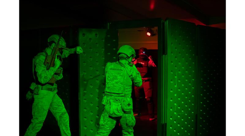 Personnel from 1 Security Forces Squadron engage in a Simulated Environment Training System training mission at RAAF Base Williamtown. Story by Squadron Leader Bettina Mears. Photo by Leading Aircraftman Jacob Lloyd.