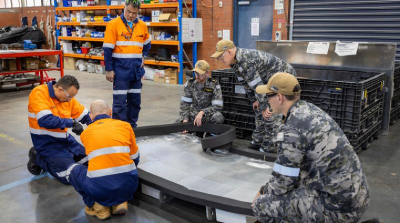 Plastic fabricators from Pearl Harbor Naval Shipyard instruct Royal Australian Navy personnel at HMAS Stirling’s Fleet Support Unit in WA. Story by Lieutenant Mark Tesoriero. Photo by Leading Seaman Shaun Chatfield.